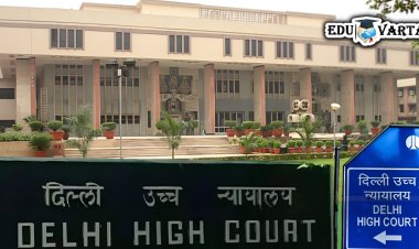 शैक्षणिक कागदपत्रांवर वडिलांसोबत  आईचेही नाव; दिल्ली हायकोर्टाचा निर्णय 