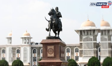 कोल्हापूर विद्यापीठातील शिवरायांच्या पुतळ्याचा सुवर्ण महोत्सव 