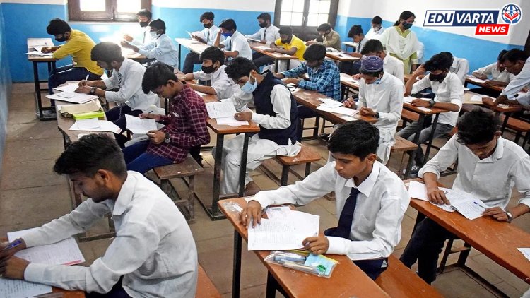 केंद्र संचालक, पर्यवेक्षक अदलाबदल निर्णय रद्द करा; शिक्षक आमदाराची मुख्यमंत्र्यांकडे मागणी 