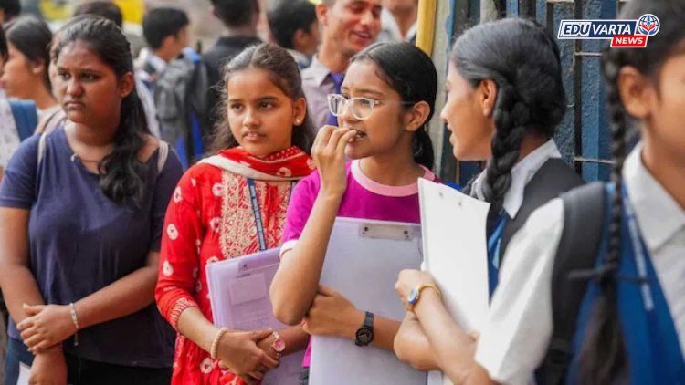 पालकांच्या खिशाला कात्री, दहावी-बारावी परीक्षा शुल्कात मोठी वाढ