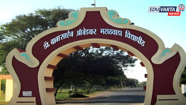 मास कॉपी; कुलगुरूंची परीक्षा केंद्राला भेट, विद्यार्थ्यांवर कारवाई 