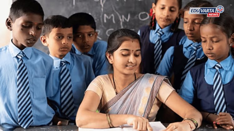 मोठा निर्णय : शाळांमध्ये लवकरच मोठी कंत्राटी शिक्षक भरती होणार..