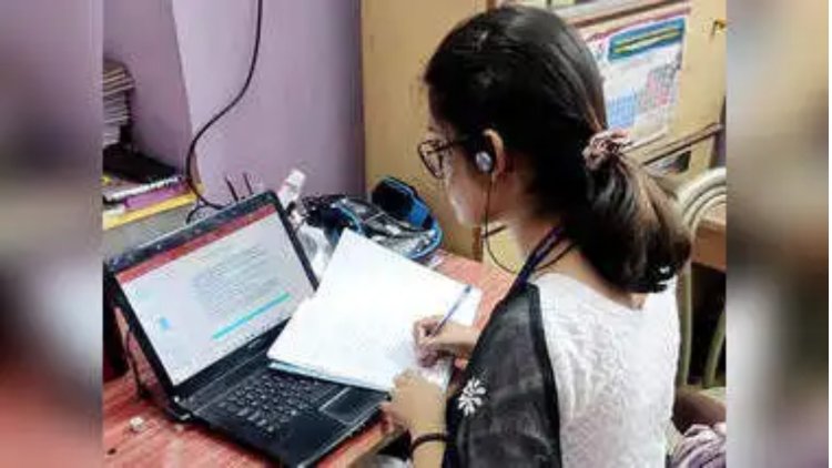 पहिल्याच दिवशी यंत्रणा कोलमडली, शिक्षकांच्या ऑनलाईन प्रशिक्षणाचे तीन तेरा