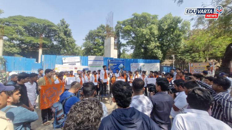 पुण्यात मनसे विद्यार्थी सेना आणि अखिल भारतीय विद्यार्थी परिषद यांच्यात तुफान राडा..