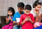 १८ वर्षांखालील मुलांना सोशल मीडियावर निर्बंध घाला; सुप्रीम कोर्टाच्या केंद्र सरकारला सूचना