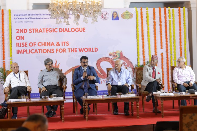 अमेरिका, चीनच्या पलीकडे भारताने आपला स्वतंत्र मार्ग निवडावा