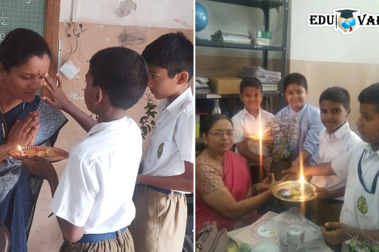 महर्षी व्यासांच्या प्रतिमेचे पूजन