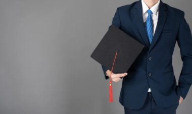 ट्रेकिंगला गेलेले बिजनेस स्कुलचे विद्यार्थी रुग्णालयात  दाखल ;    डिहायड्रेशन मुळे बिघडली मुलांची तब्येत 