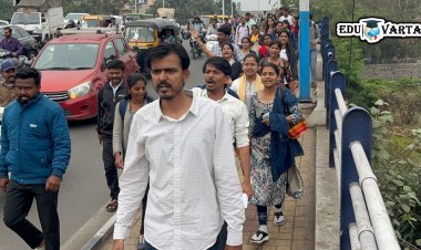 सरसकट फेलोशिपसाठी संशोधक विद्यार्थ्यांचा सारथीवर संयुक्त मोर्चा ;  विद्यार्थ्यांमध्ये संतप्त भावना