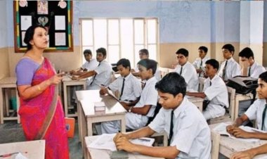 Maharashtra govt issues dress code for teachers; jeans and t-shirts not allowed