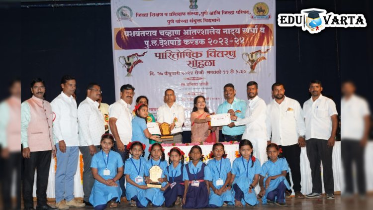 विद्यार्थ्यांनी उत्तम  सादरीकरण करून व्यक्तिमत्व विकास घडवावा : प्राचार्या डॉ. नेहा बेलसरे