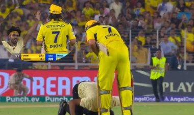 धोनीच्या चाहत्या विद्यार्थ्याला क्रिकेट प्रेम महागात पडले;पोलिसांकडून गुन्हा दाखल 