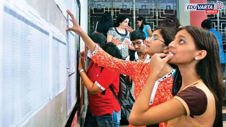 अकरावी प्रवेशाच्या राज्यात सव्वा दोन लाख तर, पुण्यात ४३ हजार जागा रिक्त