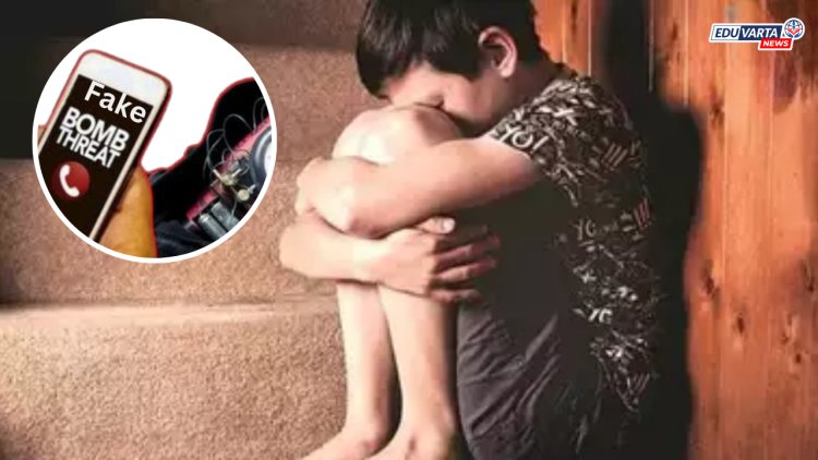शाळांमध्ये बॉम्ब असल्याचा ई-मेल पाठवणारा विद्यार्थी पोलिसांच्या ताब्यात; सांगितले चक्रावणारे कारण 
