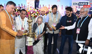 सत्ता म्हणजे अहंकार नाही;  तर लोकांच्या समस्या सोडविण्याचा मार्ग : सुमित्रा महाजन