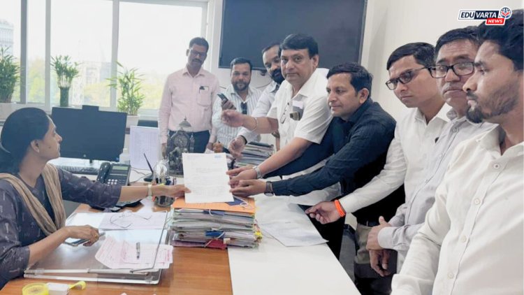 नेपाळी विद्यार्थिनीच्या आत्महत्येची चौकशी करा; नेपाळी संघटनांच्या वतीने जिल्हाधिकाऱ्यांना निवेदन
