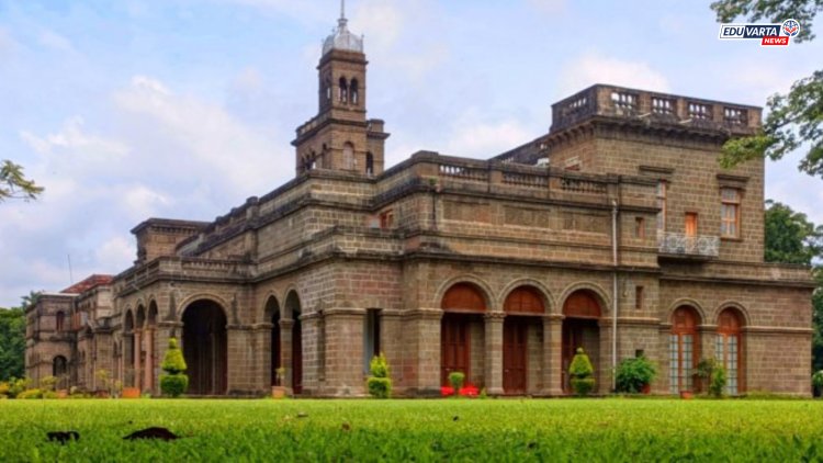 आकाचे आका कोण?: विद्यापीठाची पाकिट संस्कृती केव्हा बंद होणार; अधिसभा सदस्यांचा सवाल