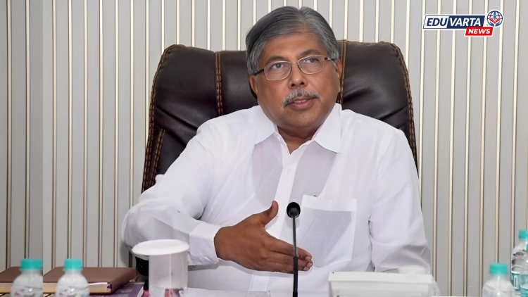 उच्च व तंत्रशिक्षण मंत्री चंद्रकांत पाटलांकडून 'ग्रंथालय श्रेणीचे निकष' स्पष्ट