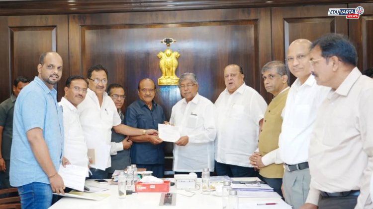 BBA, BCA साठी पुन्हा CET घेण्याच्या मंत्री चंद्रकांत पाटील यांच्या सूचना