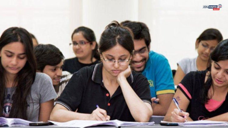 मैत्री आणि प्रेमसंबंध नाती समजून घेण्यासाठी अभ्यासक्रम; 'या' विद्यापीठाचा नवा प्रयोग