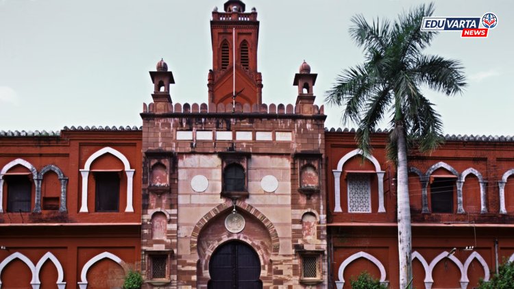 अलिगढ मुस्लीम विद्यापीठात मराठी भाषा शिकण्यासाठी विद्यार्थ्यांची ओढ