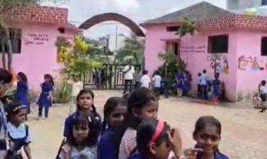 अजब प्रकार ! मुख्याध्यापकाच्या विरोधात शिक्षणाधिकाऱ्याचे उपोषण