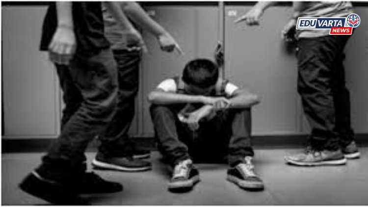 वसतिगृहात रॅगिंग ! बेल्ट, बॅट, दांडक्यांनी विद्यार्थ्यांना अमानुष मारहाण