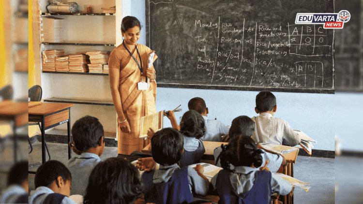 ४ लाख ९४ हजार शिक्षक पदांना संचमान्यता मंजुरी, माध्यमिक शिक्षण संचालकांकडून पोर्टलवर माहिती