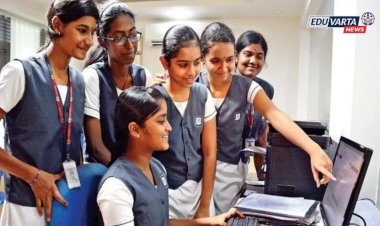 महत्त्वाची अपडेट! फॉर्म क्र. १७ भरून  १०वी, १२वीची परीक्षा देणाऱ्या विद्यार्थ्यांसाठी ऑनलाइन  नावनोंदणी प्रक्रिया