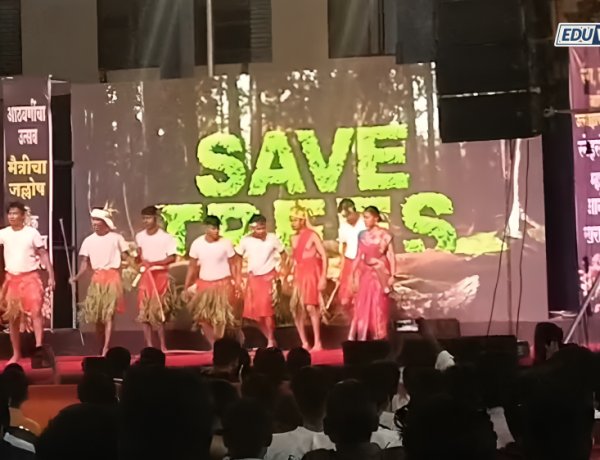 शासकीय वसतीगृहातील विद्यार्थ्यांचे वादग्रस्त गाण्यावर नृत्य; पोलिसांनी घेतली दखल