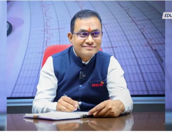 ज्या मुलासाठी बापाने धडपड केली; त्यानेच परीक्षेच्या १० दिवस आधी पेपर मिळाल्याची कबुली दिली, मोटेगावकर फसला... 