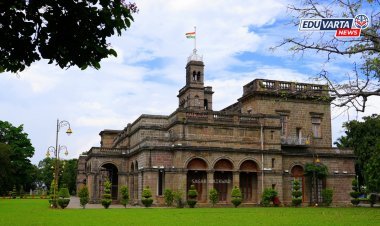 SPPU विद्यापीठाकडून विद्यार्थ्यांवर घरफोडीचे गुन्हे दाखल करण्याची तयारी? विद्यार्थ्यांचे कुलगुरू कार्यालयाबाहेर आंदोलन 
