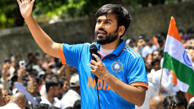 कोकरोच जनता पार्टीकडून शिक्षणाचा जाहीरनामा प्रसिद्ध, काय आहेत घोषणा? जाणून घ्या.. 
