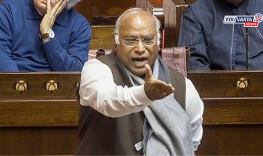 नीट पेपरफुटीवर संसदेत गदारोळ: खर्गेंनी उपस्थित केला विद्यार्थ्यांचा मुद्दा