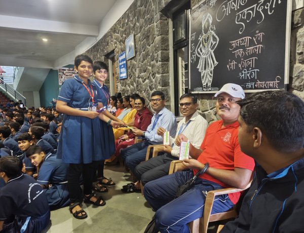 राणी लक्ष्मीबाई मुलींच्या सैनिकी शाळेत गुरुपौर्णिमा उत्सव उत्साहात