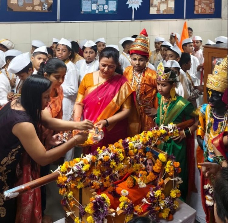 एम.ई.एस. पब्लिक स्कूल कळंबोली येथे आषाढी वारी,वृक्षारोपण  उत्साहात
