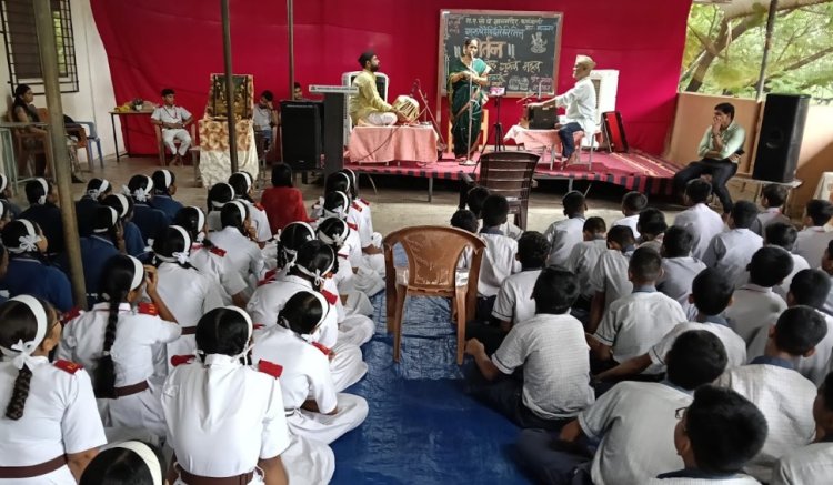 कीर्तन सोहळ्याने म.ए.सो. ज्ञानमंदिर कळंबोली विद्यालयात गुरुपौर्णिमा साजरी