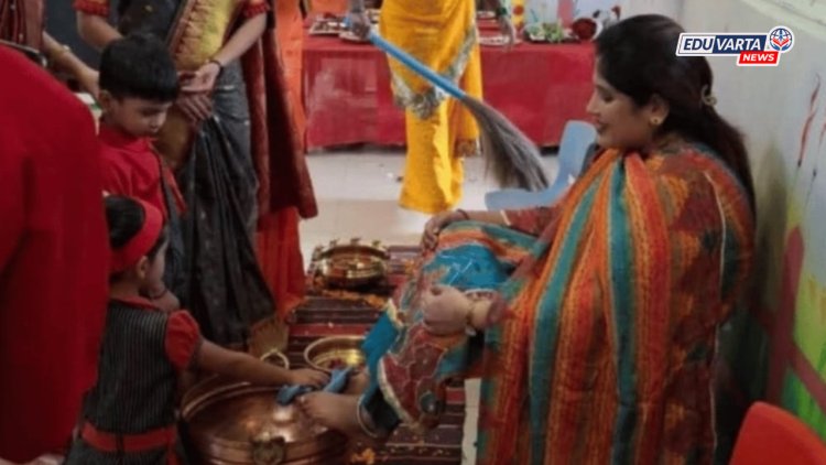 पालिका शाळेतील विद्यार्थ्यांकडून शिक्षकांनी धुवून घेतले नगरसेविकेचे पाय; पुण्यात संतापजनक प्रकार