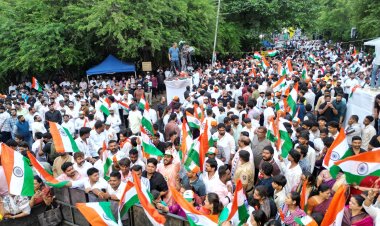 ‘वंदे मातरम्’च्या सामूहिक गायनाने SPPU विद्यापीठ दुमदुमले;‘यूथ की आवाज’ उपक्रमाला तरुणाईचा अभूतपूर्व प्रतिसाद