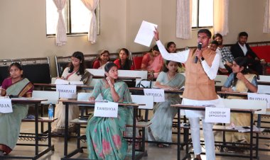 जाधवर विधी महाविद्यालयाच्या वतीने 'अभिरूप संसद २०२६' चे आयोजन