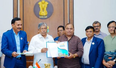 स्वयंअर्थसहाय्यित विद्यापीठांमध्ये मराठी भाषा विभाग अनिवार्य; मंत्री चंद्रकांत पाटील यांचे निर्देश