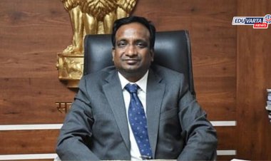 MPSC अध्यक्ष व सचिव यांनी राजीनामा द्यावा, अन्यथा आंदोलाचा इशारा; पेपर फुटीवर रोहित पवार आक्रमक