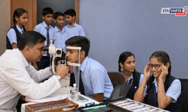 राज्यातील २० लाख विद्यार्थ्यांना मिळणार मोफत चष्मे; शिक्षणाची गुणवत्ता वाढवण्यासाठी महत्त्वपूर्ण उपक्रम