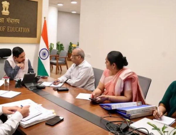 NTA चा मोठा निर्णय! ६०० परीक्षा तज्ज्ञांची हकालपट्टी, नवीन तज्ज्ञांची नियुक्ती; कार्यालय सुरक्षेसाठी CISF तैनात  