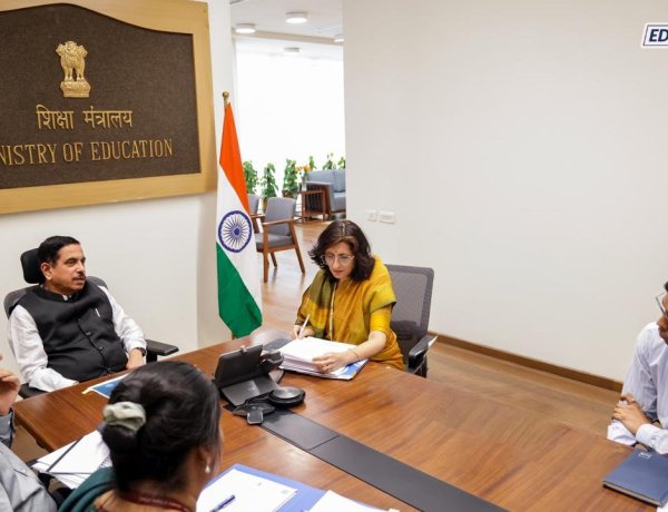 NEET, JEE यांसारख्या स्पर्धा परीक्षांसाठी मोफत ऑनलाइन कोचिंग; केंद्रीय शिक्षणमंत्र्यांची अधिकृत माहिती