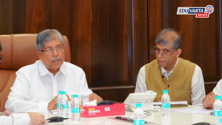 पेपरफुटी रोखण्यासाठी मार्गदर्शक नियमावली तयार करा; उच्च व तंत्रशिक्षण मंत्री चंद्रकांत पाटील यांच्या विद्यापीठांना सूचना