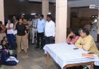 आदिवासी विकासमंत्र्यांची आश्रमशाळेला अचानक भेट; दुरवस्था पाहून मान्यता रद्द करण्याचे आदेश 