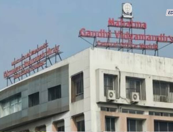 प्राध्यापक मृत्यूप्रकरणी उपसंचालक, शिक्षणाधिकाऱ्यांसह पाच जणांवर मनुष्यवधाचा गुन्हा दाखल
