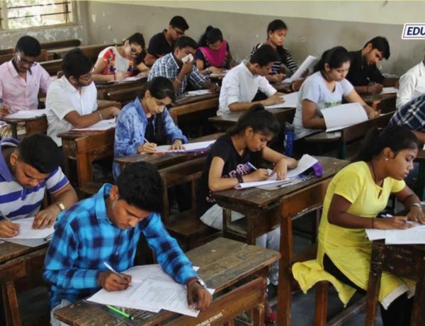 जेईई मेन अन् बारावी बोर्ड तोंडी परीक्षा एकाच वेळी; विद्यार्थ्यांमध्ये प्रचंड तणाव 