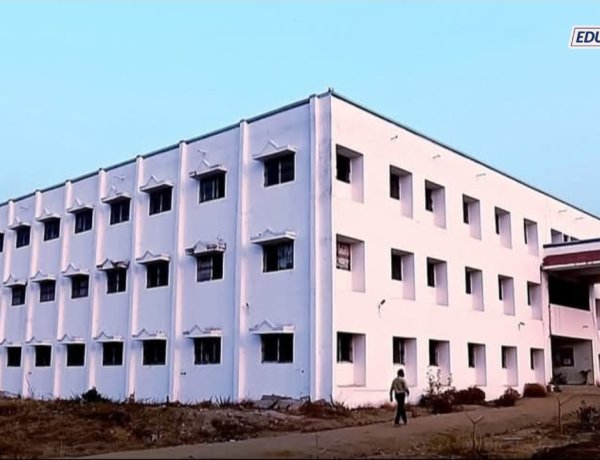 धक्कादायक:आमदारांच्या शाळेतील वसतिगृहातून दहावीचे विद्यार्थी बेपत्ता